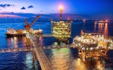 [ẢNH] Giá dầu dưới 0 USD/thùng: Nhìn lại những con số kỷ lục trong ngành 