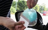 [ẢNH] Những mẹo nhỏ giúp khắc phục tình trạng mờ kính, nhòe gương ô tô khi mưa ẩm