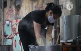 [Ảnh] Một số hàng quán mở cửa trở lại trong ngày đầu tiên nới lỏng cách ly xã hội
