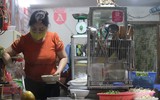 [Ảnh] Một số hàng quán mở cửa trở lại trong ngày đầu tiên nới lỏng cách ly xã hội