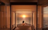 [ẢNH] Những dịch vụ độc lạ dưới đáy đại dương