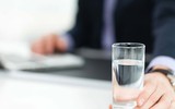 [ẢNH] Bổ sung nước đúng cách trong mùa nắng nóng để tăng sức đề kháng