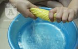 [ẢNH] Cuộc sống của sinh viên ở trọ trong những ngày nắng nóng như 