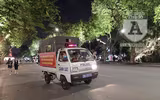 [ẢNH] Khác biệt thú vị trong ngày đầu tiên mở lại phố đi bộ Hồ Gươm 'hậu Covid-19'