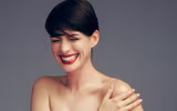 [ẢNH] Chiêm ngưỡng nhan sắc nóng bỏng của Anne Hathaway – 