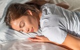 [ẢNH] Cảnh báo những thói quen khi ngủ gây ảnh hưởng lớn tới sức khỏe