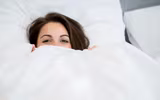 [ẢNH] Cảnh báo những thói quen khi ngủ gây ảnh hưởng lớn tới sức khỏe