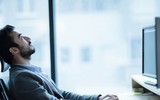 [ẢNH] Những bệnh dễ gặp khi ngồi quá lâu trước máy tính
