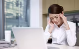 [ẢNH] Những bệnh dễ gặp khi ngồi quá lâu trước máy tính
