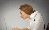[ẢNH] Những thói quen xấu hủy hoại sức khỏe dân văn phòng