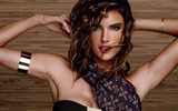 [ẢNH] Chiêm ngưỡng nhan sắc nóng bỏng siêu mẫu U40 Alessandra Ambrosio