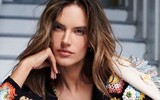 [ẢNH] Chiêm ngưỡng nhan sắc nóng bỏng siêu mẫu U40 Alessandra Ambrosio