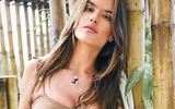 [ẢNH] Chiêm ngưỡng nhan sắc nóng bỏng siêu mẫu U40 Alessandra Ambrosio