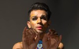 [ẢNH] Eshan Hilal: Từ chàng trai bị soi mói giới tính đến nam vũ công belly dance