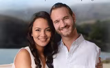[ẢNH] Cuộc sống viên mãn của chàng trai không tay chân Nick Vujicic