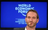 [ẢNH] Cuộc sống viên mãn của chàng trai không tay chân Nick Vujicic