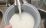 [ẢNH] Những sai lầm tai hại khi nấu khiến cơm mất hết chất dinh dưỡng