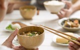 [ẢNH] Văn hóa dùng đũa của các nước châu Á khác nhau như thế nào?
