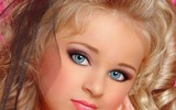 [ẢNH] Tuổi thơ bất thường của 'hoa hậu nhí' đình đám nhất nước Mỹ