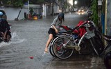 Khu biệt thự cao cấp ở TP.HCM ngập sâu sau trận mưa lớn