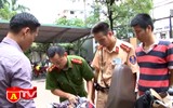 Cận mặt đối tượng mạo danh Báo ANTĐ để xin bỏ qua vi phạm giao thông