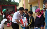 Sẻ chia yêu thương với những mất mát của người dân Mù Cang Chải