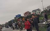 Hiện trường vụ tai nạn xe tải tông đoàn đi viếng liệt sĩ khiến 8 người tử vong ở Hải Dương