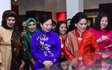 Phu nhân Việt Nam và Indonesia thăm Bảo tàng Phụ nữ
