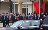 [ẢNH] Toàn bộ hình ảnh Chủ tịch Triều Tiên tới ga Đồng Đăng, lên ô tô về Hà Nội