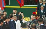 [ẢNH] Toàn bộ hình ảnh Chủ tịch Triều Tiên tới ga Đồng Đăng, lên ô tô về Hà Nội