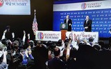 Toàn cảnh Tổng thống Mỹ Donald Trump rời cuộc họp thượng đỉnh, lên máy bay về nước