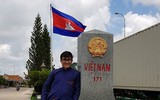 Chàng trai Việt bắt đầu chuyến phiêu lưu vòng quanh thế giới bằng xe máy