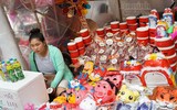 Đồ chơi Trung thu truyền thống ngày càng 'lên ngôi' ở Hàng Mã
