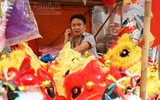 Đồ chơi Trung thu truyền thống ngày càng 'lên ngôi' ở Hàng Mã