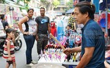 Đồ chơi Trung thu truyền thống ngày càng 'lên ngôi' ở Hàng Mã