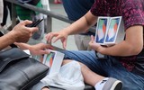 Người Việt 'săn lùng' iPhone X khắp nơi, gấp gáp xách tay về Việt Nam chốt lời