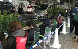 Người Việt 'săn lùng' iPhone X khắp nơi, gấp gáp xách tay về Việt Nam chốt lời