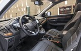CR-V 7 chỗ 'quyết đấu' CX-5 mới: Cặp kỳ phùng địch thủ tại thị trường Việt Nam