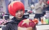 Giới trẻ nhuộm tóc 'màu cờ sắc áo' trước thềm trận chung kết U23