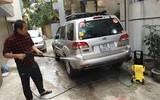 'Chát' như giá rửa ô tô chiều 30 Tết