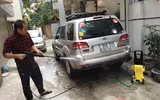 'Chát' như giá rửa ô tô chiều 30 Tết