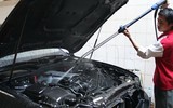 'Chát' như giá rửa ô tô chiều 30 Tết