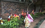 Mùng 1, Hội chữ Xuân Mậu Tuất tấp nập người, ông đồ mỏi tay viết