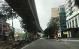 Có một buổi sáng Hà Nội vốn thân quen mà bỗng rất lạ