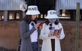 Hàng đoàn người đeo khẩu trang phòng dịch, cảnh chưa từng thấy tại sân bay Việt Nam