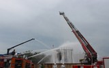 Xử lý nhanh các tình huống cháy, nổ kho xăng dầu