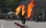 Những hình ảnh vượt tường, băng lửa của lực lượng cứu hỏa Hà Nội
