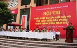 Lực lượng dân phòng thi xử lý tình huống xảy cháy