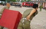 Lực lượng dân phòng thi xử lý tình huống xảy cháy