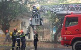 Diễn tập phá chuồng cọp chung cư đang cháy cứu người mắc kẹt